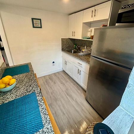 Nice Queen Bedroom - Best Location In Miami - Luggage Storage Service, Parking And Laundry Ngoại thất bức ảnh