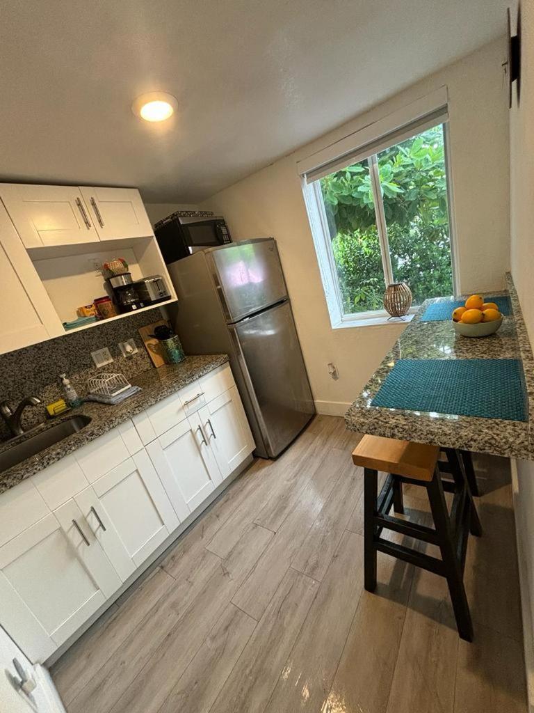 Nice Queen Bedroom - Best Location In Miami - Luggage Storage Service, Parking And Laundry Ngoại thất bức ảnh